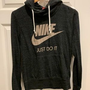 NIKE SWEARSHIRT